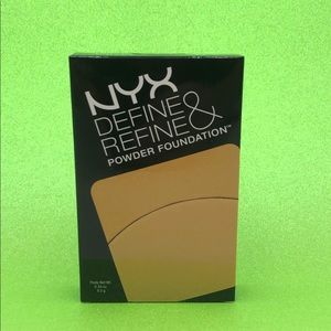 NYX  Define & Refine Powder Foundation DRPF03